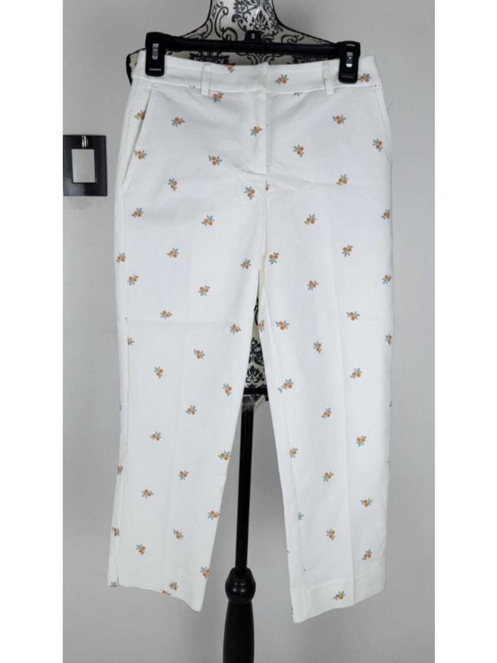Rachel Zoe Cropped Pants Women Sz 4 White Straight Leg Fruit Print High Rise Ank